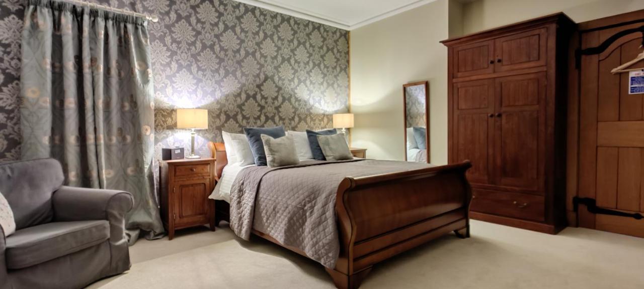 Luxury Bed And Breakfast At Bossington Hall In Exmoor, Somerset Порлок Номер фото